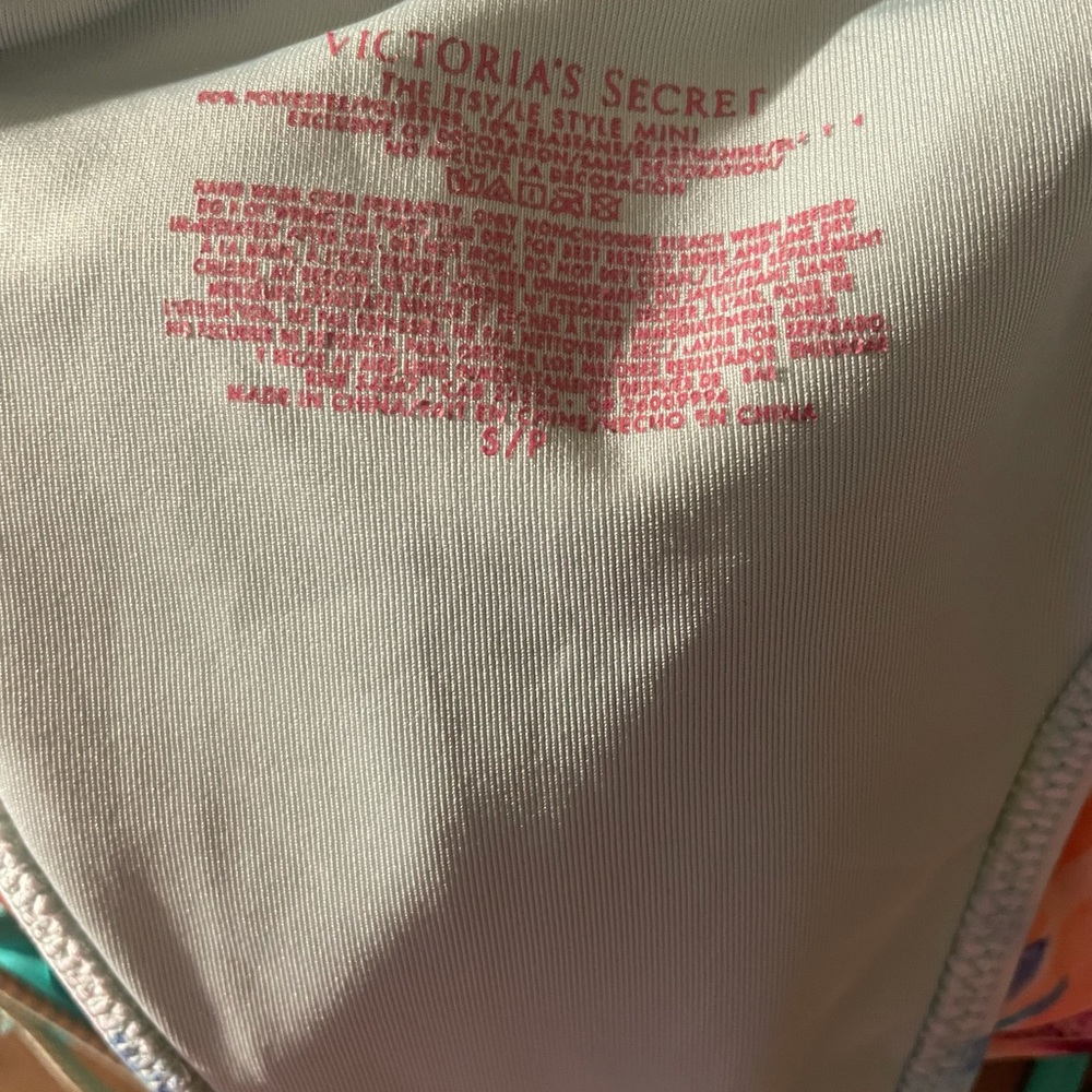Victoria’s Secret Swimsuit - Picture 7 of 7
